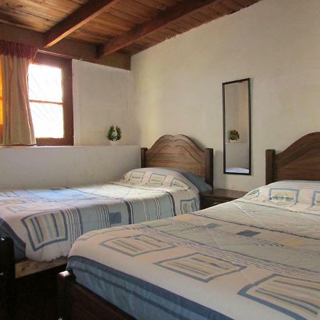 Hosteria Banos Morales Сантьяго Экстерьер фото